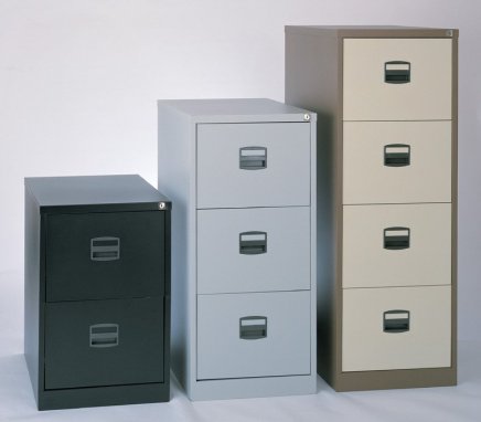 Three-drawer filing cabinet Bisley CC3H1A/FLS - set with dividers - 3