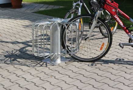 Spoke bicycle stand 1968