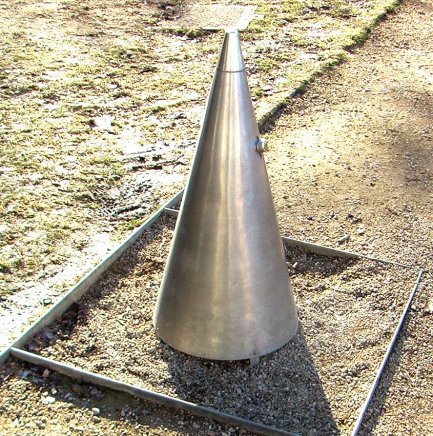 Stainless steel drinker Cone