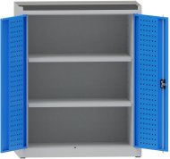 Workshop cabinet with shelves