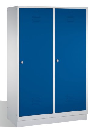 Wardrobe on plinth CP 8220-40 - 2