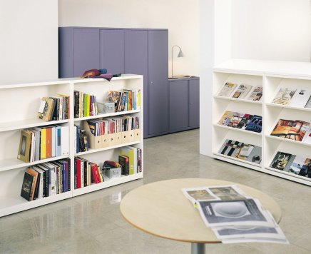 Bisley BLF type 09BK20 metal bookcase - 1