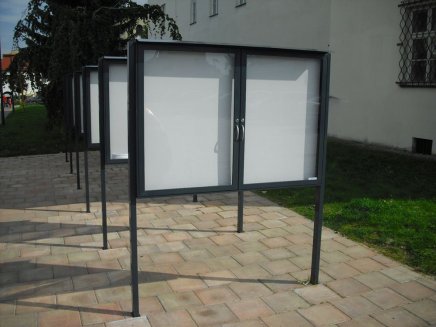 Double-wing display case one-sided XXL60, depth 60 mm (2 models) - 5